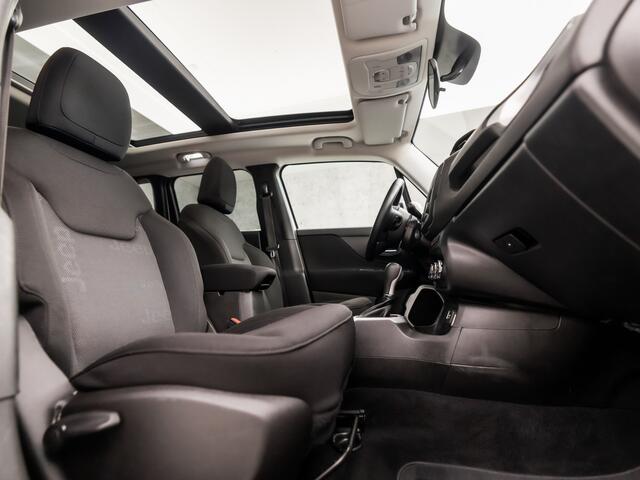 Jeep RENEGADE 1.4 MultiAir Longitude 141Pk Automaat (PANORAMADAK, NAVIGATIE, CRUISE, GETINT GLAS, SPORTSTOELEN, BLUETOOTH, PARKEERSENSOREN, NIEUWE APK, NIEUWSTAAT)