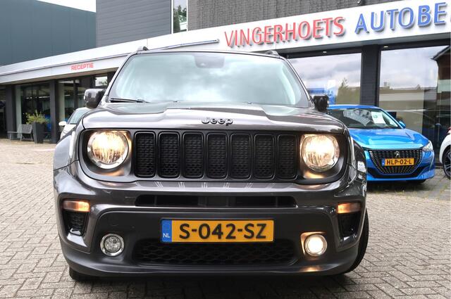 Jeep RENEGADE 150 Pk Benzine * Black Star Edition *** AUTOMAAT *** * Open Schuifdak * Trekhaak 1.450 kg Trekvermogen * Black Elements * Vingerhoets; Vierde Generatie Eersteklas Service !