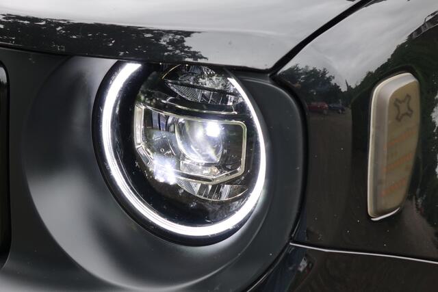 Jeep RENEGADE 1.4 MultiAir AUTOMAAT Limited Black Edition 18" Zwart/zwart Prachtige auto
