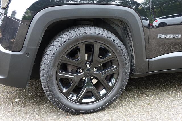 Jeep RENEGADE 1.4 MultiAir AUTOMAAT Limited Black Edition 18" Zwart/zwart Prachtige auto