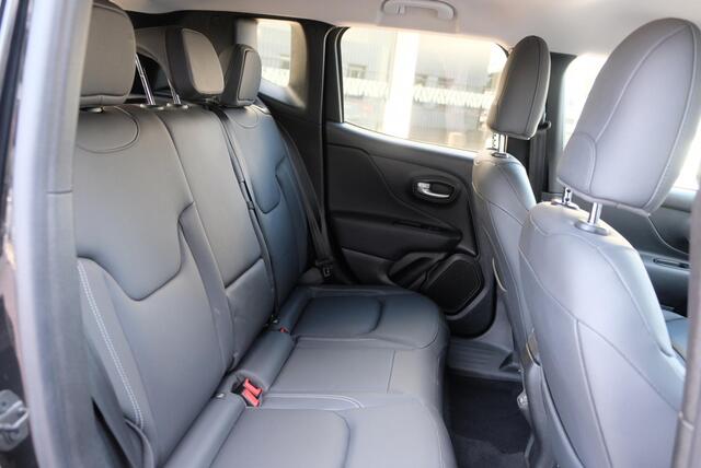 Jeep RENEGADE 1.5T e-Hybrid 130pk Aut. S | Navi | Climate | Adaptive Cruise | Full LED | Camera | PDC | Winter Pack