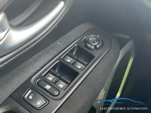 Jeep RENEGADE 1.3T DDCT Longitude, AUTOMAAT, 150 pk, PDC, navi, clima, cruise NL-dealerauto