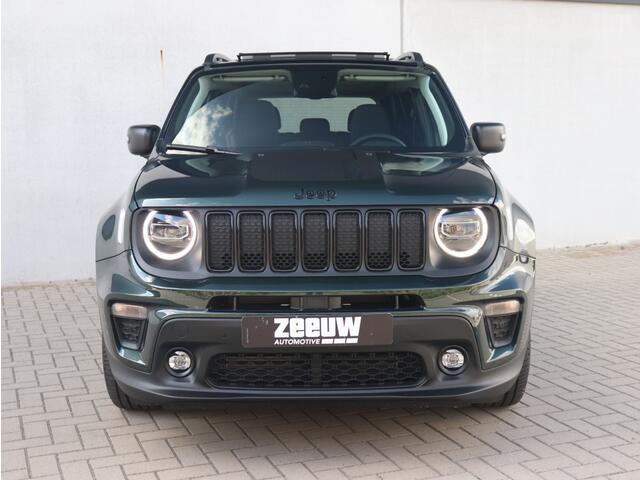 Jeep RENEGADE 1.5T e-Hybrid 130 PK North Star | Pano | Safety | Winter | 18"