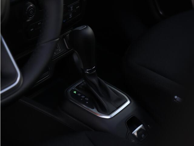 Jeep RENEGADE 1.5T e-Hybrid 130 PK North Star | Pano | Safety | Winter | 18"