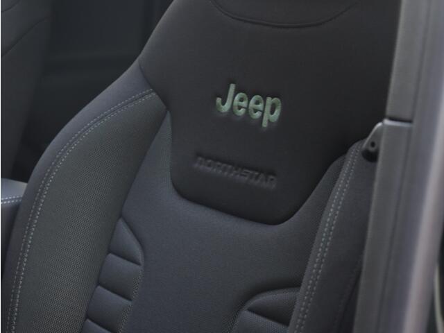 Jeep RENEGADE 1.5T e-Hybrid 130 PK North Star | Pano | Safety | Winter | 18"