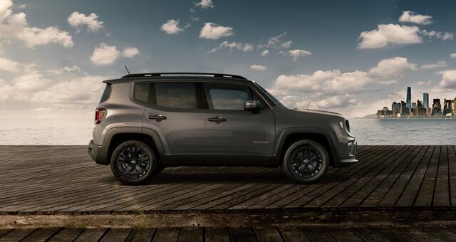 Jeep RENEGADE 1.5T e-Hybrid 130 PK North Star | Pano | Safety | Winter | 18"