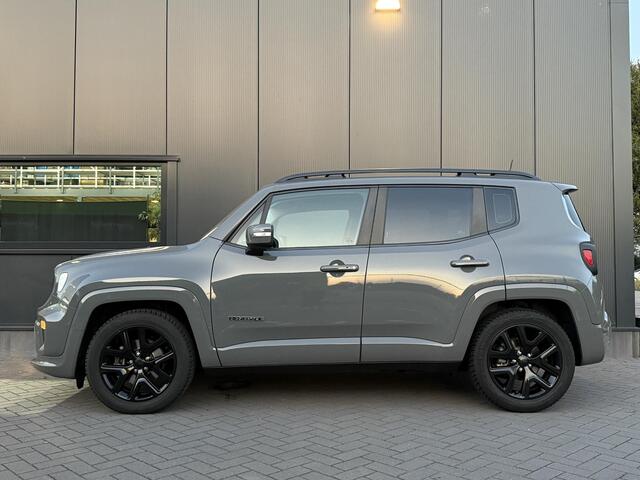 Jeep RENEGADE 1.3T DDCT Longitude 150 PK | 1e eigenaar | Origineel NL | NAP | Automaat | Black Style pakket | Apple CarPlay | Android auto | Parkeersensoren | Cruise control | Climate control | Trekhaak |