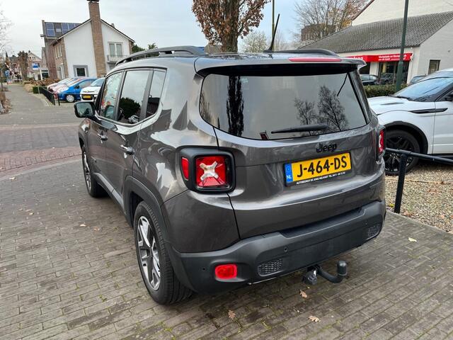 Jeep RENEGADE 1.6 E-TORQ / CARPLAY / CRUISE CTR. / TREKHAAK / 18'' LM-VELGEN