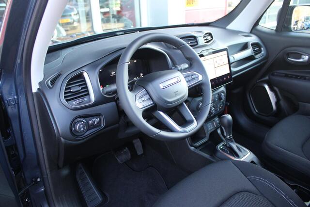 Jeep RENEGADE 1.5T 130PK e-Hybrid ALTITUDE | DRAADLOZE APPLE CARPLAY/ANDROID AUTO | PANORAMISCH SCHUIF/KANTEL DAK | FULL LED KOPLAMPEN | DODEHOEK DETECTIE | ADAPTIVE CRUISE CONTROL | LICHTMETALEN VELGEN 17" | ACHTERUITRIJ CAMERA | DAB+ RADIO | NAVIGATIE | PARKEERSENSOR