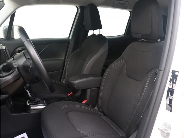 Jeep RENEGADE 4xe 190 PK Hybrid Limited | Carplay | Clima | ACC | 17"