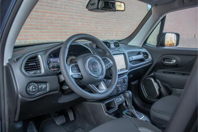 Jeep RENEGADE 1.5T e-Hybrid Limited, Origineel NL, Camera, Stoelverwarming, Full LED, Trekhaak, Navigatie, Park Assist, Keyless.