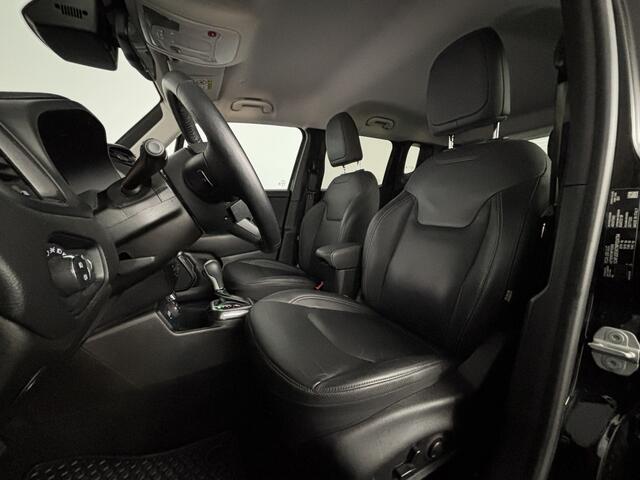 Jeep RENEGADE 4xe 240 Plug-in Hybrid Electric S | Navigatie | Leder |