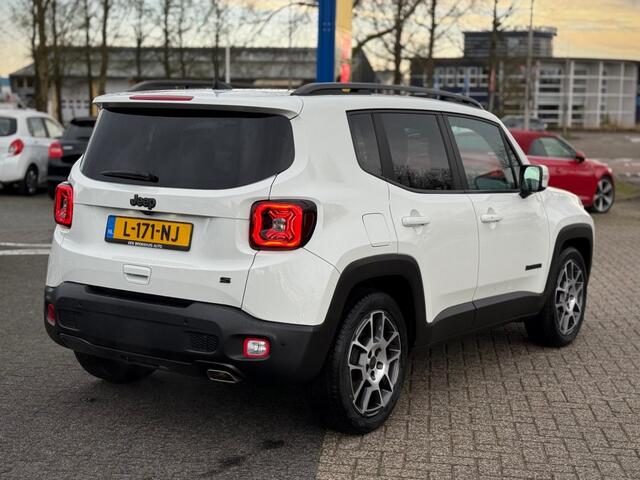 Jeep RENEGADE 1.3T DDCT LEER PANO 19 INCH TREKHAAK KEYLESS