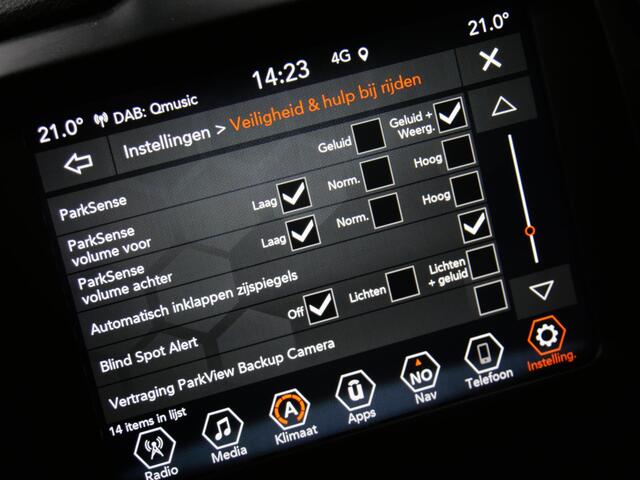 Jeep RENEGADE 4xe 240 PLUG-IN/ 19INCH/ LEER/ KENWOOD PREMIUM AUDIO/ KEYLESS