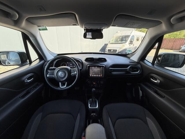Jeep RENEGADE 1.5T e-Hybrid Limited | Winter pack | Visibillity pack | Style pack | Navigatie | Carplay/Android | LED | Camera | Stoelverwarming
