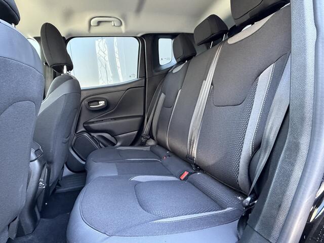 Jeep RENEGADE 1.5T e-Hybrid Limited | Winter pack | Visibillity pack | Style pack | Navigatie | Carplay/Android | LED | Camera | Stoelverwarming