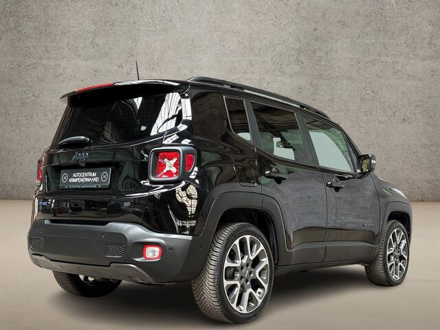 Jeep RENEGADE 4xe 240 Plug-in Hybrid Electric S 240Pk Automaat (APPLE CARPLAY, GROOT NAVI, CAMERA, STUUR/STOELVERWARMING, SPORTSTOELEN, ADAPTIVE CRUISE, GETINT GLAS, LANE ASSIST, NIEUWSTAAT)