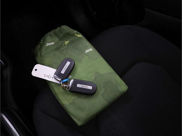 Jeep RENEGADE 1.3T DDCT S | Trekhaak | Panoramadak | Night Eagle | Keyless