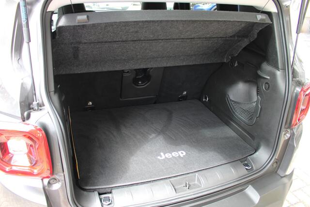 Jeep RENEGADE 1.0T Limited Navigatie | Stoel en Stuurverwarming | Adaptieve Cruise Control | Dodehoek detectie