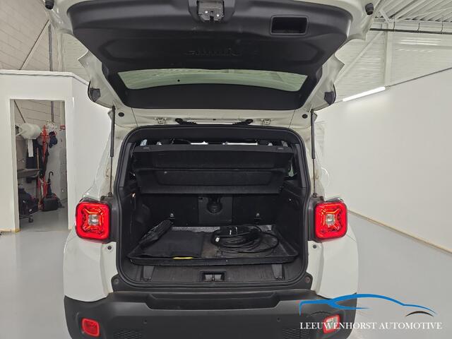 Jeep RENEGADE 4xe 240 Plug-in Hybrid Electric S, pano, leer, adaptive cruise, camera, 2 x PDC