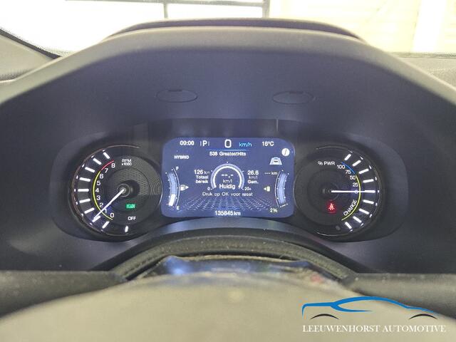 Jeep RENEGADE 4xe 240 Plug-in Hybrid Electric S, pano, leer, adaptive cruise, camera, 2 x PDC