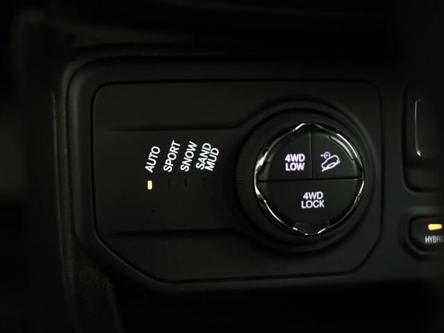 Jeep RENEGADE 4xe 240 Plug-in Hybrid Electric S | Trekhaak | Apple Carplay | Camera | Lederen Bekleding