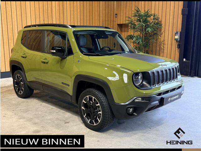 Jeep RENEGADE 4xe 240 PK Plug-in Hybrid Electric Trailhawk. Leer. Panoramadak. Trekhaak. 1 eigenaar 47000 km.