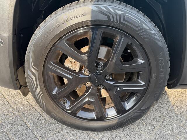Jeep RENEGADE 150pk Limited Edition (Trekhaak - LED - 18"incl 4S - Automatische Airco - Stoel-/-stuurverwarming - Camera - Apple Carplay - Navigatie - Keyless Entry - Adaptieve Cruise Controle)