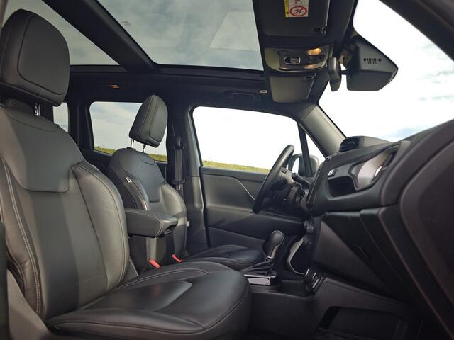 Jeep RENEGADE 240pk Plug-in Hybrid 80th Anniversary | Panoramadak | Leder