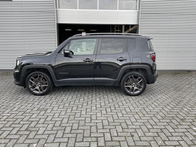 Jeep RENEGADE 4xe 240 Plug-in Hybrid Electric Trailhawk