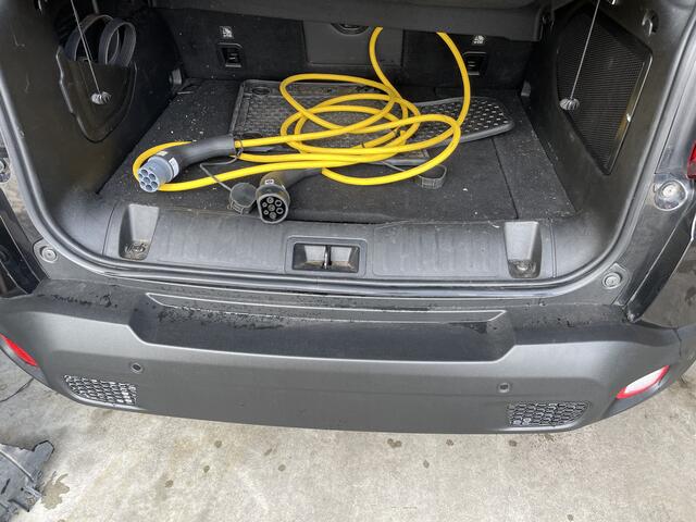 Jeep RENEGADE 4xe 240 Plug-in Hybrid Electric Trailhawk