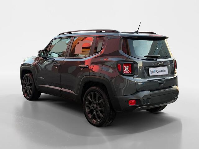 Jeep RENEGADE 1.5T e-Hybrid S 190PK AUTOMAAT | Black line| Lichtmetalen velgen| Parkeer sensoren V\A| Navigatie| Camera| Climate Control| 4WD drive| Leer| elec. stoel| Reservewiel|