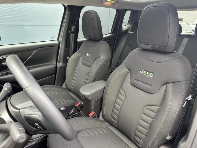 Jeep RENEGADE 4xe 240PK Plug-in Hybrid The North Star (Schuif/kantel Dak - Navigatie - Camera - Stuur & Stoel verwarming)