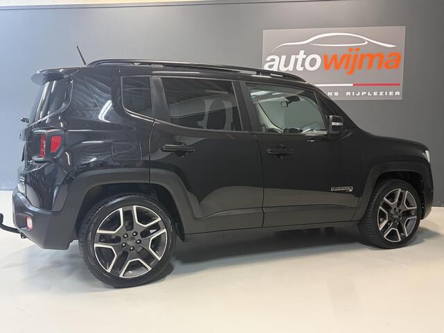 Jeep RENEGADE 1.6 E-Torq Black Line Navigatie, Trekhaak, Panoramadak