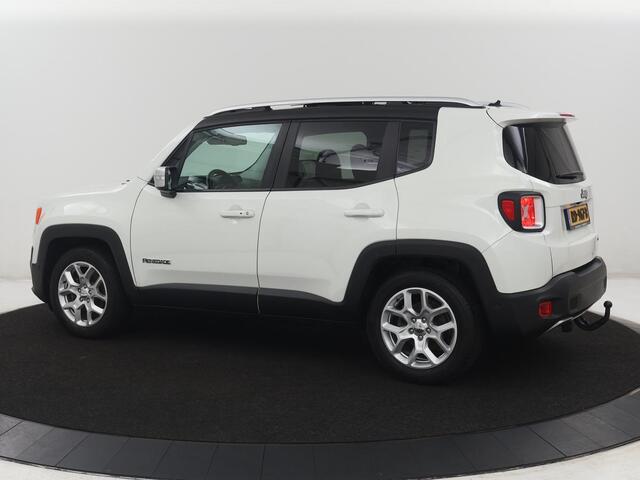 Jeep RENEGADE 1.4 MultiAir Limited | Panoramadak | Leder | Cruise control | Trekhaak | Dodehoek detectie | Stuur/stoel verwarming | Climate control | Camera | Park assist | Bluetooth