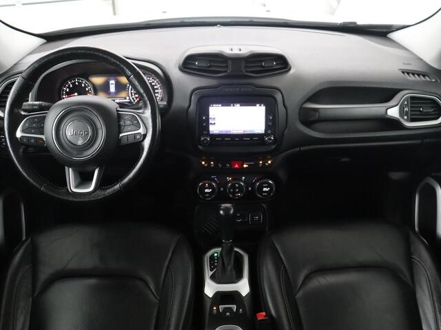 Jeep RENEGADE 1.4 MultiAir Limited | Panoramadak | Leder | Cruise control | Trekhaak | Dodehoek detectie | Stuur/stoel verwarming | Climate control | Camera | Park assist | Bluetooth
