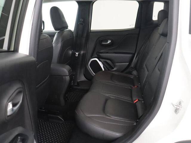 Jeep RENEGADE 1.4 MultiAir Limited | Panoramadak | Leder | Cruise control | Trekhaak | Dodehoek detectie | Stuur/stoel verwarming | Climate control | Camera | Park assist | Bluetooth