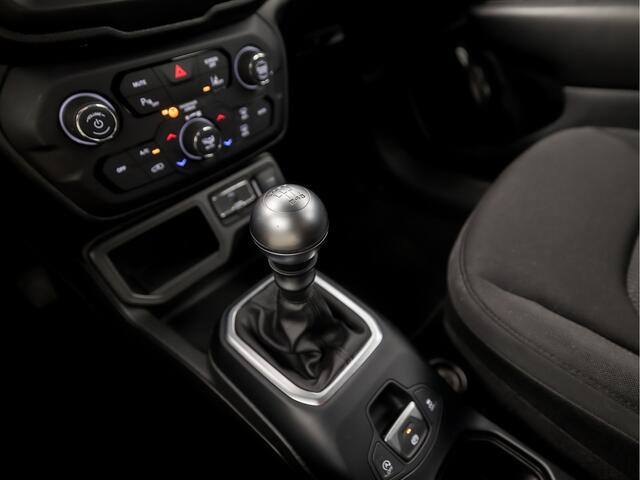 Jeep RENEGADE 1.0T Longitude Sport (APPLE CARPLAY, CLIMATE, GETINT GLAS, KEYLESS, PARKEERSENSOREN, SPORTSTOELEN, CRUISE, TREKHAAK, NIEUWE APK, NIEUWSTAAT) – foto 10