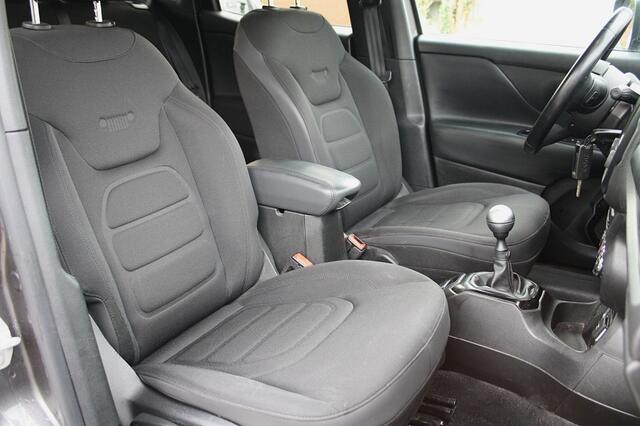 Jeep RENEGADE 1.6 E-Torq Night Eagle ll / NAP / Trekhaak / Navi / Airco – foto 9