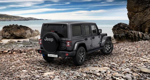Jeep WRANGLER 4xe 380 PK Sahara | Schuifdak | Leder | Camera | Navi | 20"
