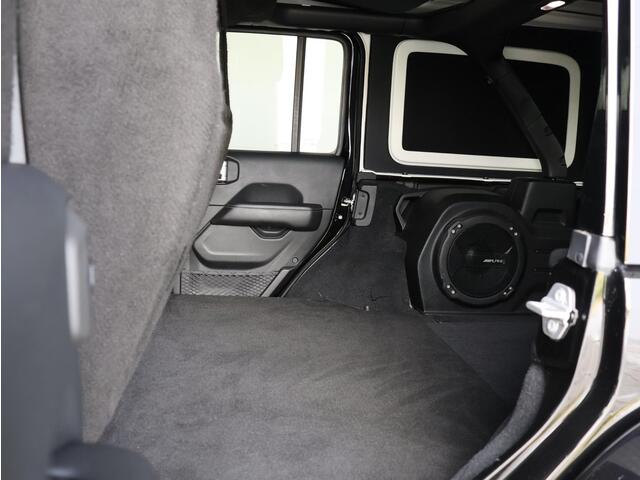 Jeep WRANGLER 2.2D Sahara | Grijskenteken | Navi | Stoelverwarming | PDC Voor achter |