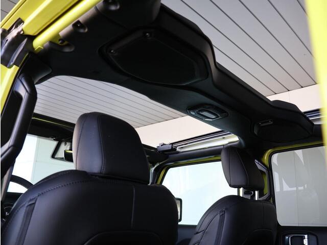 Jeep WRANGLER Unlimited 4xe 380 Sahara | Sky one dak | Adaptive CC | Camera | stoel en stuur verwarming