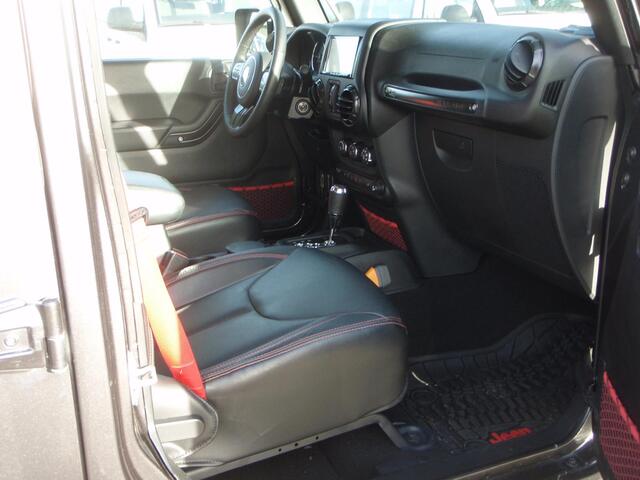 Jeep WRANGLER Night Eagle Rubicon 2.8 CRD 4 WD Marge