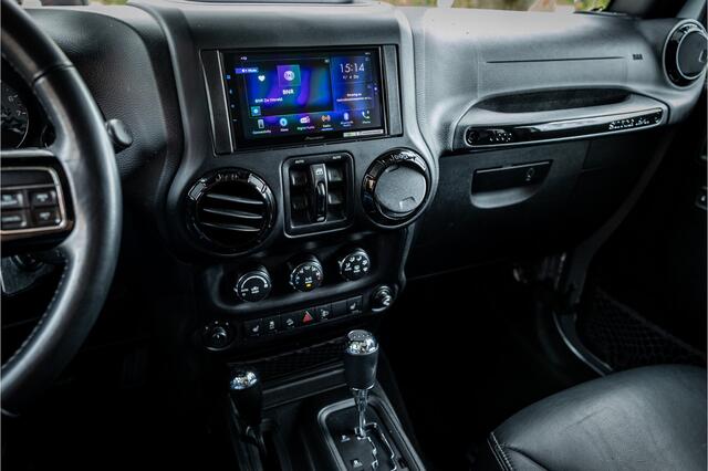 Jeep WRANGLER Unlimited 3.6 Sahara Trekhaak Carplay Alpine