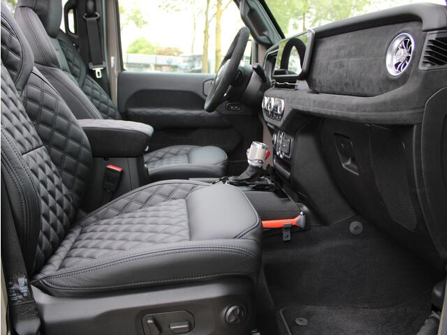 Jeep WRANGLER Unlimited 4xe 380 Brute Custom Conversion Skyview | Alcantara / Treeplanken / 20inch / Full Option