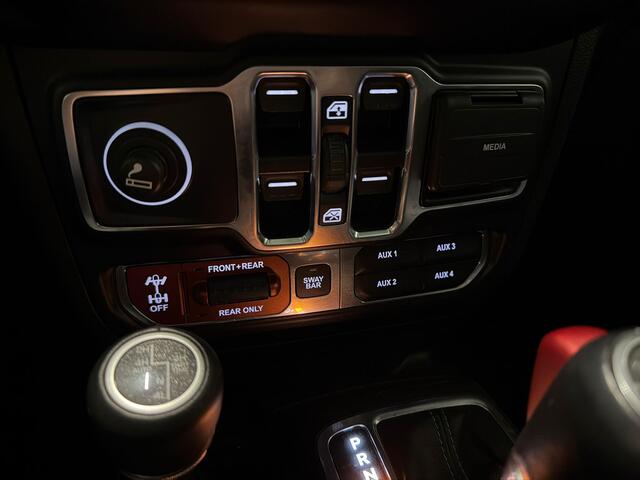 Jeep WRANGLER Unlimited 4xe 380 Rubicon Treeplanken Camera ACC Keyless Stoelverwarming Stuurwielverwarmbaar Dealer Onderhouden