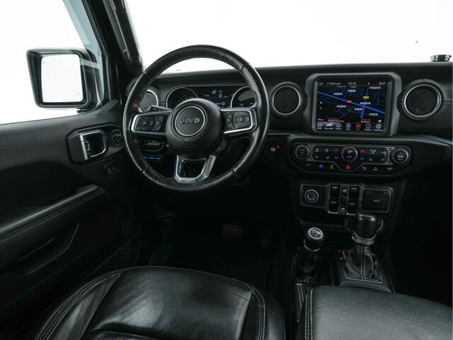 Jeep WRANGLER Unlimited 4xe 380 Sahara (Plug-in) (INCL.BTW) *LEATEHER | FULL-LED | ADAPTIVE-CRUISE | BLINDSPOT | CAMERA | KEYLESS | HEATED-COMFORTSEATS | DAB+ | PRIVACY-GLASS | ECC | PDC | 20''ALU*