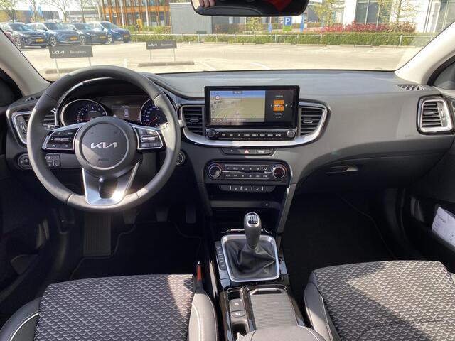 KIA CEE D Ceed Sportswagon 1.0 T-GDi DynamicPlusLine Demo auto | Navi | Keyless | Privacyglass | Km stand kan iets varieeren !