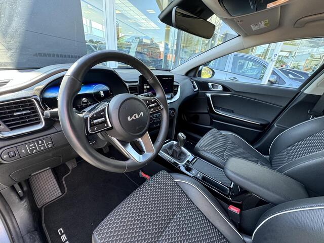 KIA CEE D Ceed Sportswagon 1.5 T-GDi DynamicPlusLine | KM-Stand kan oplopen | Stoel/Stuurverwarming | Keyless Entry | Navigatie | Enz...