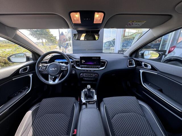 KIA CEE D Ceed Sportswagon 1.5 T-GDi DynamicPlusLine | KM-Stand kan oplopen | Stoel/Stuurverwarming | Keyless Entry | Navigatie | Enz...